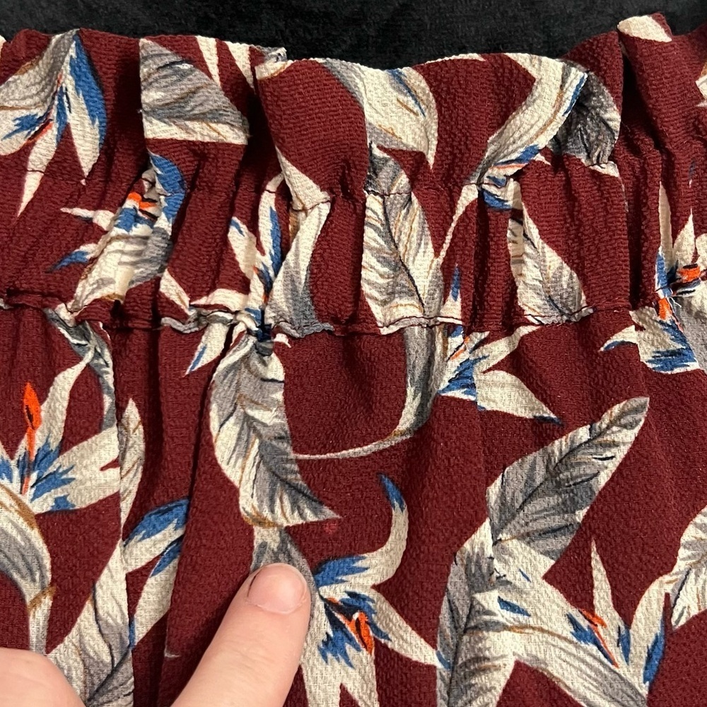 Umgee Burgundy Floral Off-Shoulder Blouse - L - Picture 5 of 8